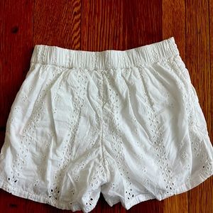 Abercrombie girls white eyelet white shorts size 11-12